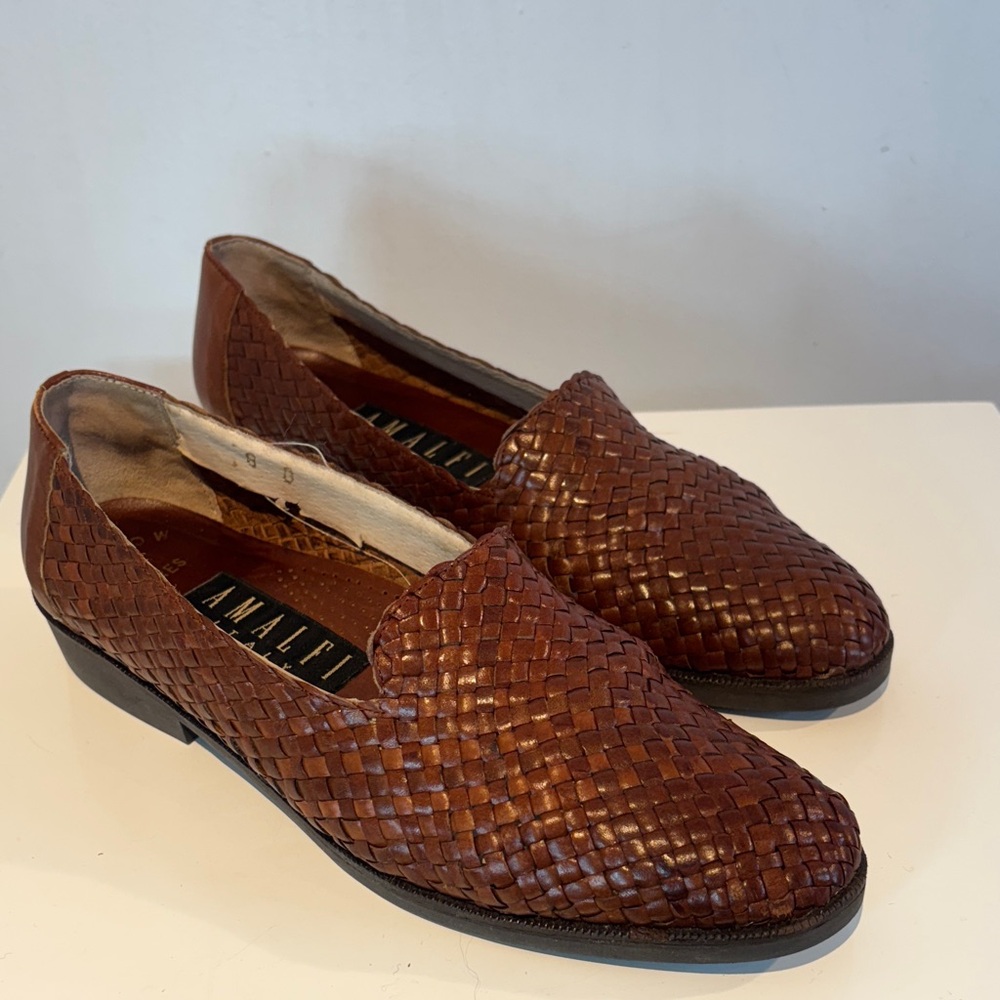 SOLD ❌Vintage Amalfi brown leather weaved loafers size 8